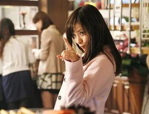 娱乐吃瓜酱路拍,娱乐吃瓜酱带你直击明星日常  第1张